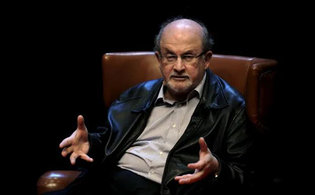 El escritor angloindio Salman Rushdie.