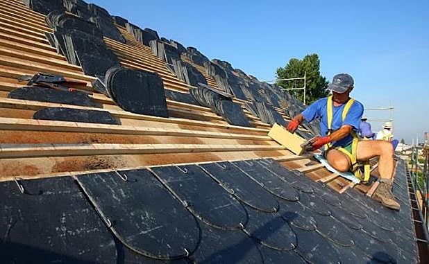 Instalación de un tejado de pizarra en El Bierzo.