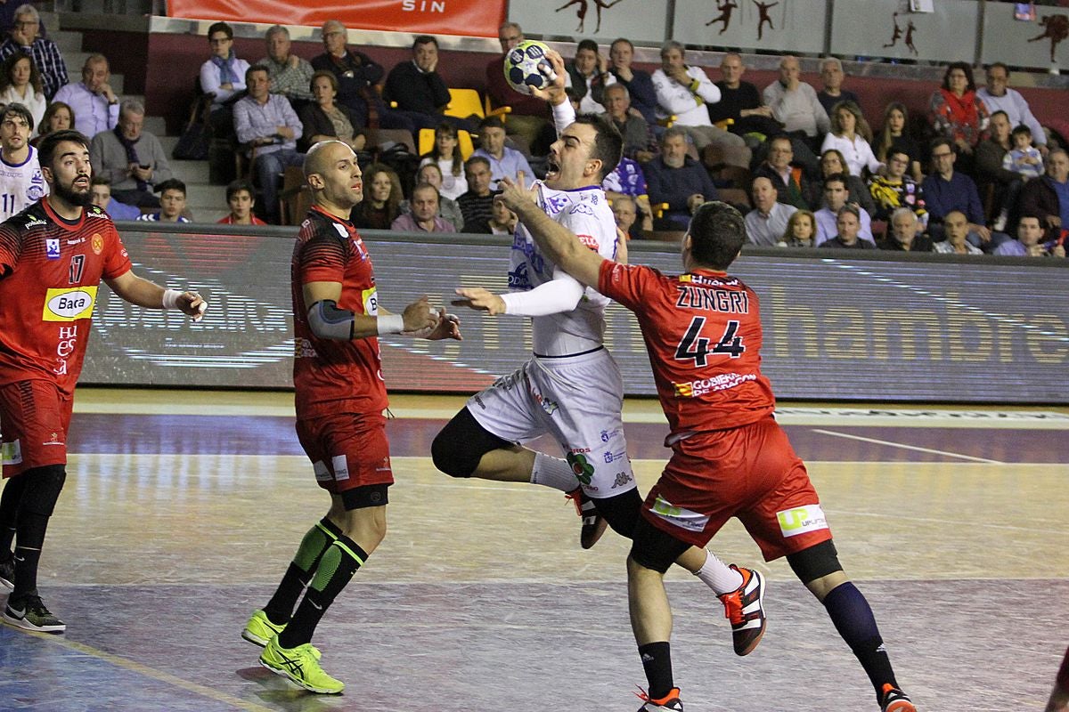 Abanca Ademar 27 – 27 Bada Huesca