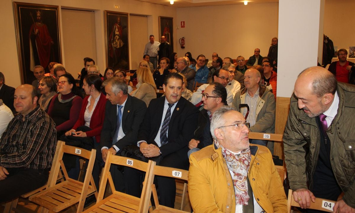 Fotos: Presentación del cartel de la Semana Santa 2018