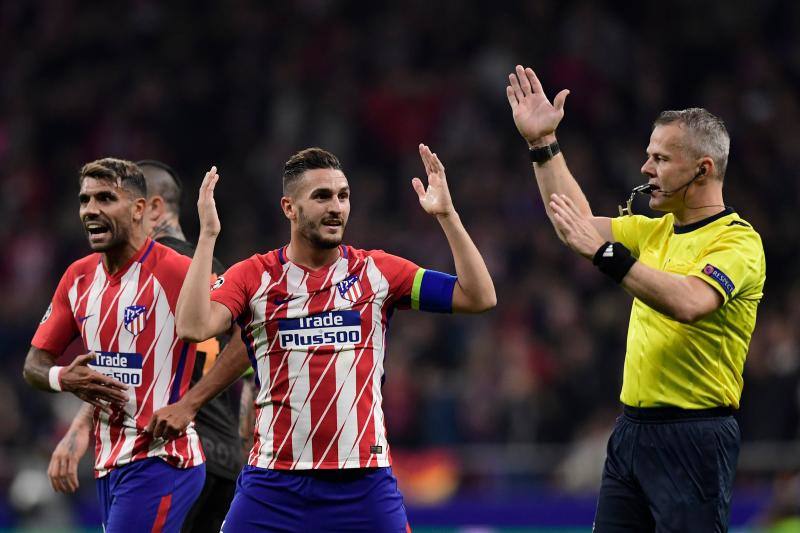 Las mejores imágenes del partido de la quinta jornada de la fase de grupos entre el Atlético y la Roma, en el Wanda Metropolitano