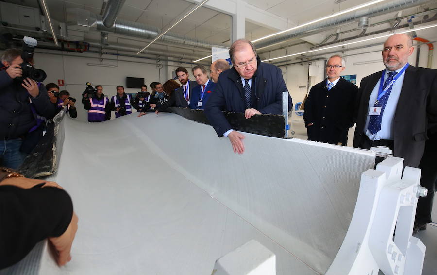 Herrera visita LM Wind Power