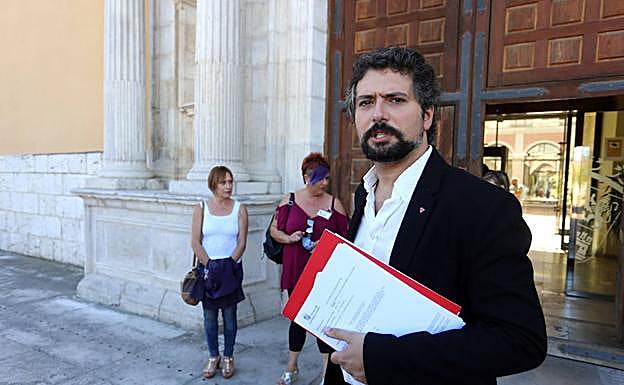 Izquierda Unida demandará que se publique la lista de espera diagnóstica