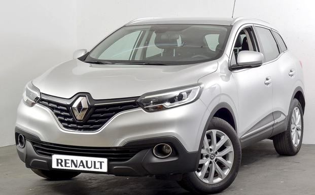 Renault sigue siendo la referencia en la venta de vehículos.