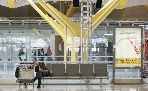 El juzgado suspende la huelga de los empleados de seguridad de Barajas