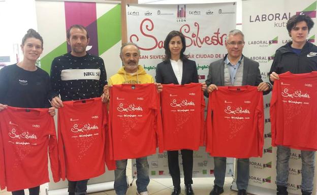 Camiseta de la San Silvestre leonesa.