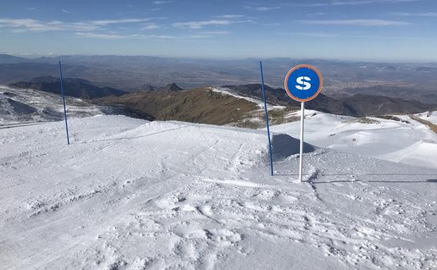 El Snowpark de Sierra Nevada comienza a ponerse en marcha