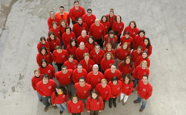 Imagen de un grupo de voluntarios de Cruz Roja.