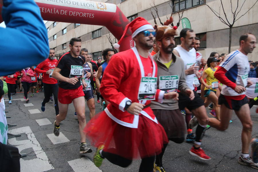 Todas las imágenes de la San Silvestre de León