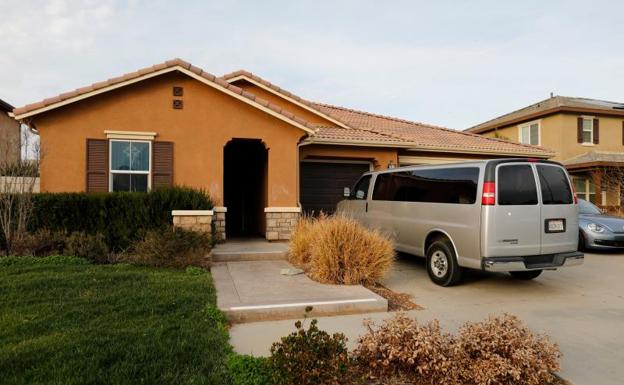 La vivienda donde estuvieron secuestrados en Perris, California.