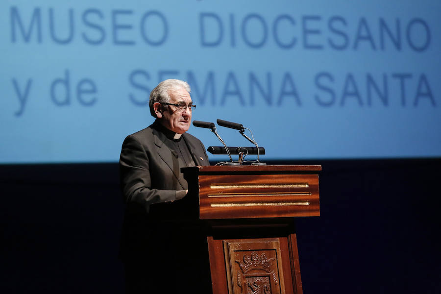 Galería. Pedro Puente presenta la campaña 'Museo de todos los leoneses'. 