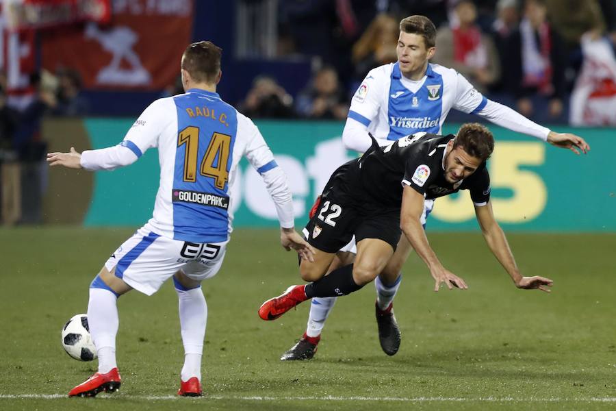 Leganés y Sevilla empataron a uno en la ida de las semifinales de la Copa del Rey que se disputó en el Estadio Municipal de Butarque. Muriel adelantó al cuadro hispalense, pero Siovas, en un lance ante Sergio Rico, anotó la igualada.