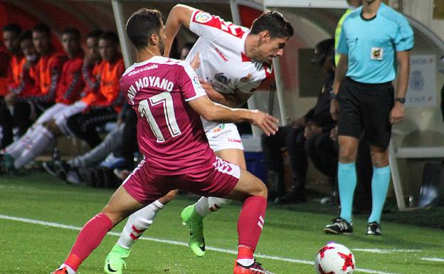 Un lance del partido de Copa.