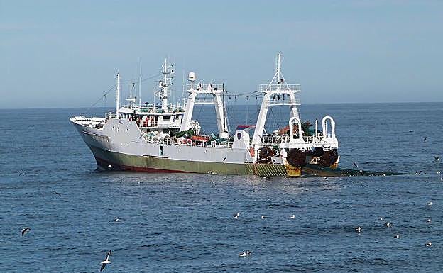 Imagen del pesquero español. 