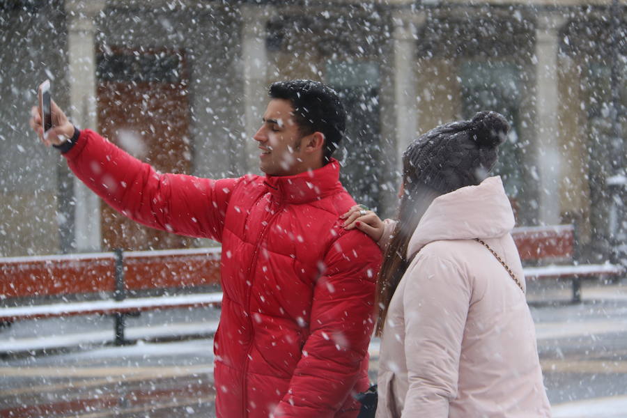 La nieve aterriza en León