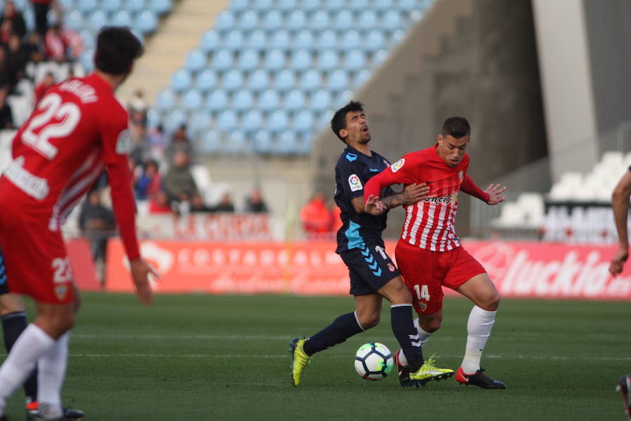 Fotos: Imágenes del partido entre el Almería y la Cultural