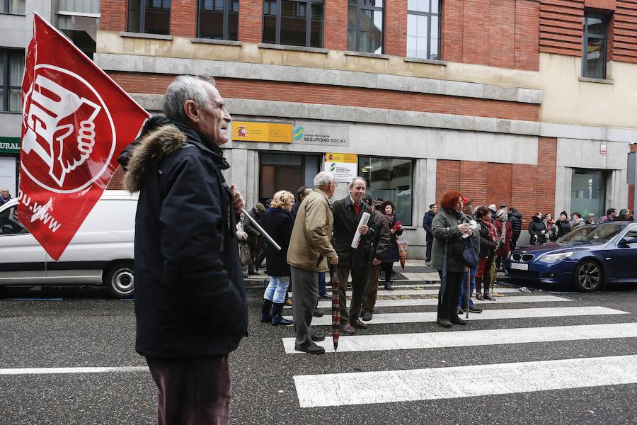 Fotos: Las imágenes de la concentración por las pensiones