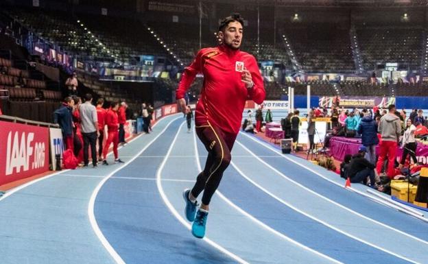 Saúl Ordóñez, en un entrenamiento en Birmingham.