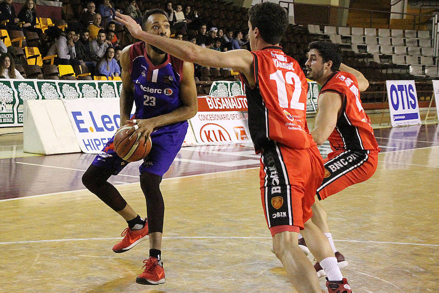 Fotos: Agustinos 87-87 Basket Navarra