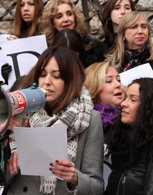 Imagen secundaria 2 - Concentración de periodistas en León. 