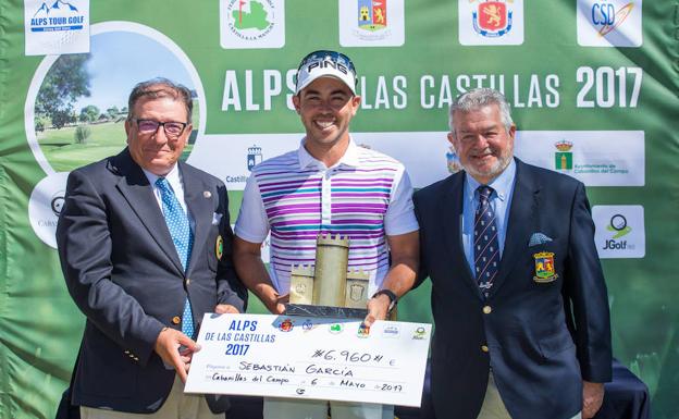 Podium de la edición anterior. 