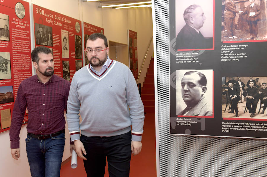 Fotos: Reunión de trabajo de Adrián Barbón y Luis Tudanca