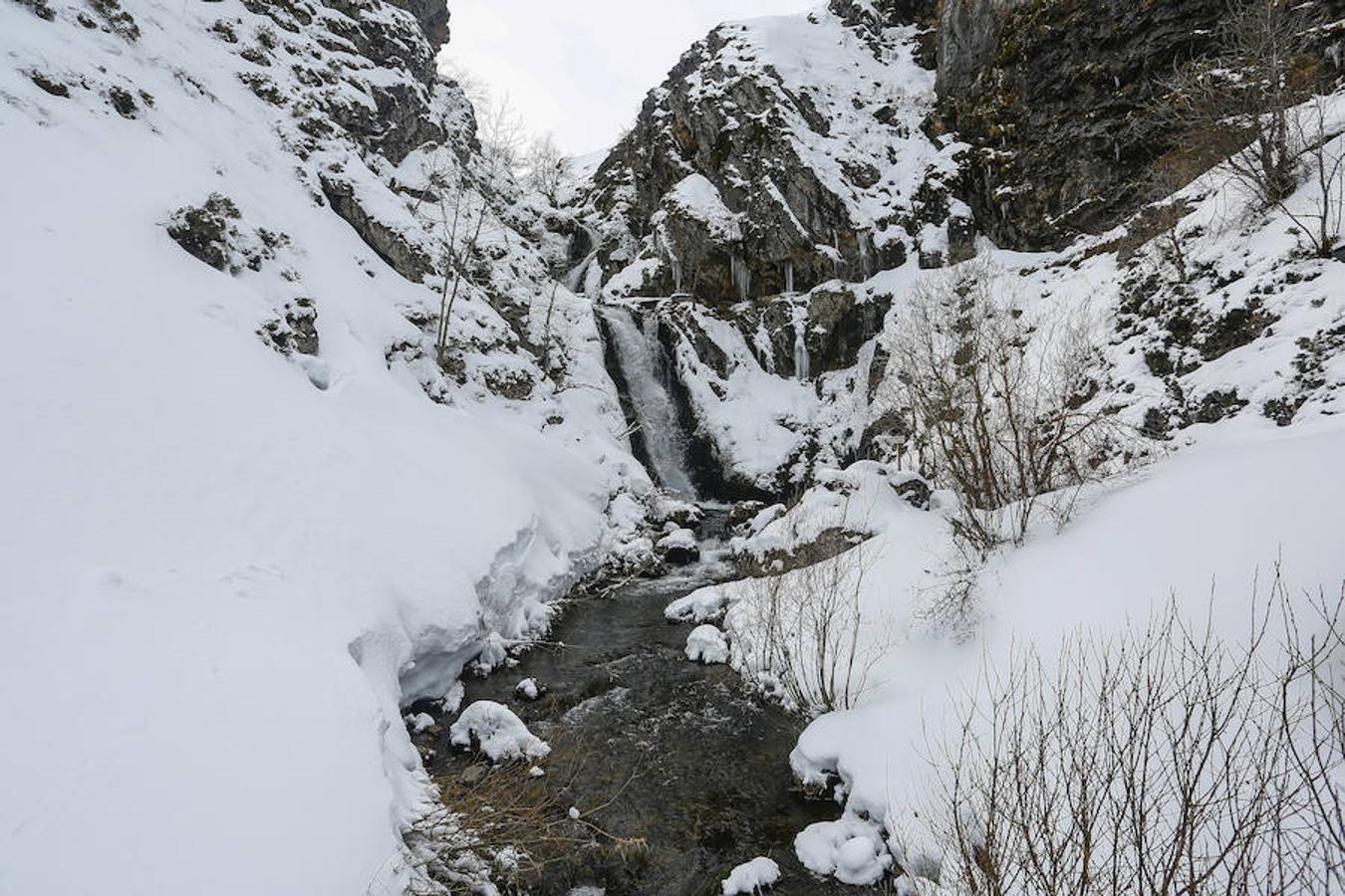 Fotos: Una vista sobre las cascadas de Castilla y León