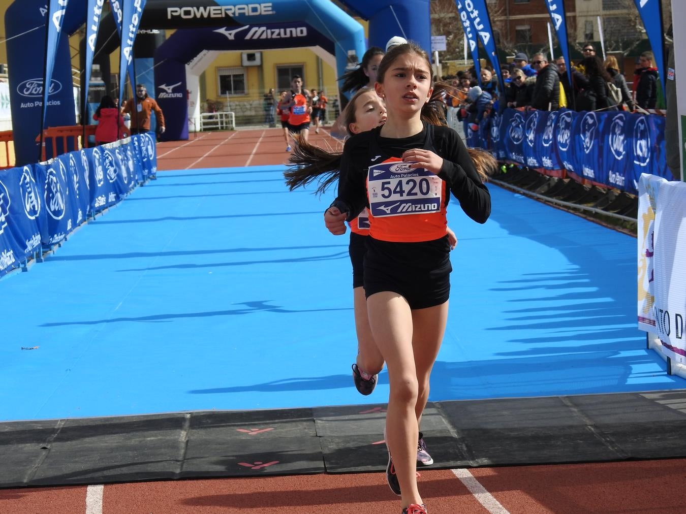 Galería de imágenes de los 2 kilómetros de la Media Maratón de León