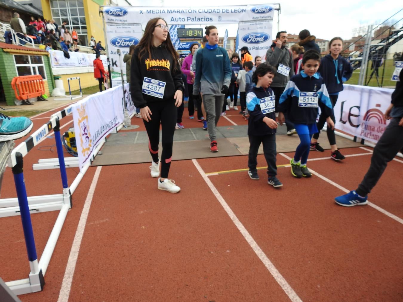 Galería de imágenes de los 2 kilómetros de la Media Maratón de León