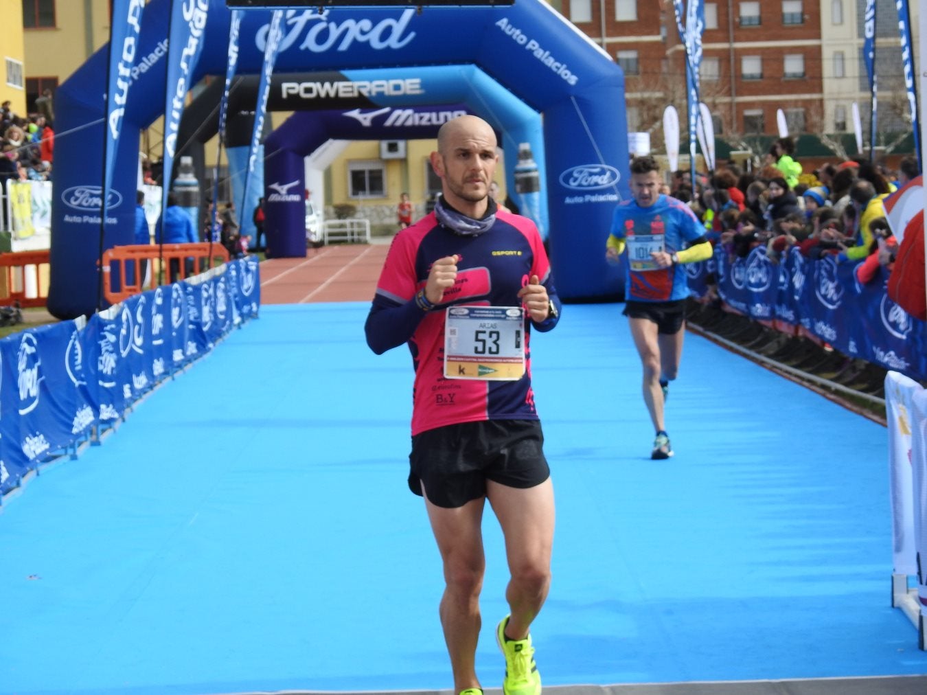 Las imágenes de la Media Maratón de León, con Sergio Sánchez como ganador.