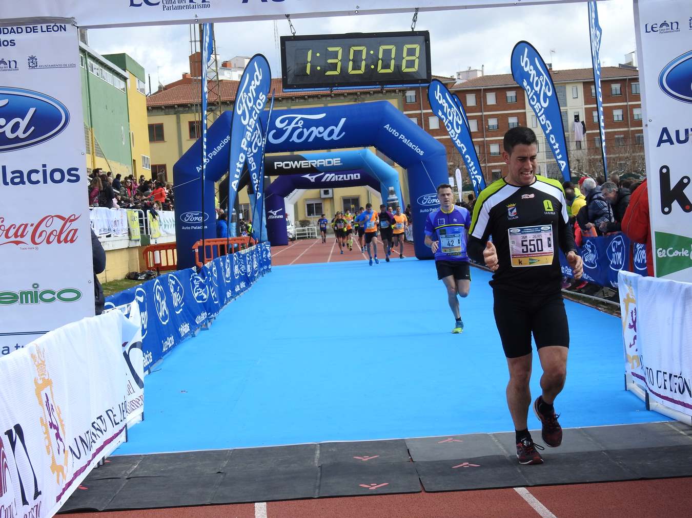 Las imágenes de la Media Maratón de León, con Sergio Sánchez como ganador.
