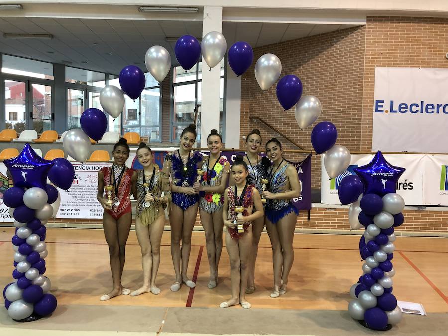 Fotos: Éxito del Club Armonía