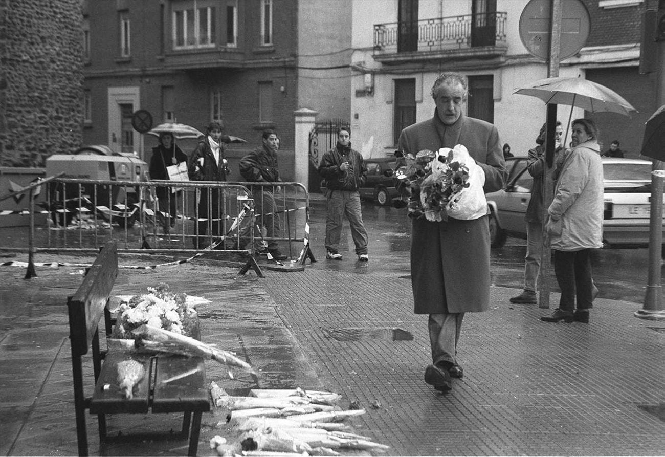 Imágenes del atentado del comandante Cortizo en León, en 1995. 