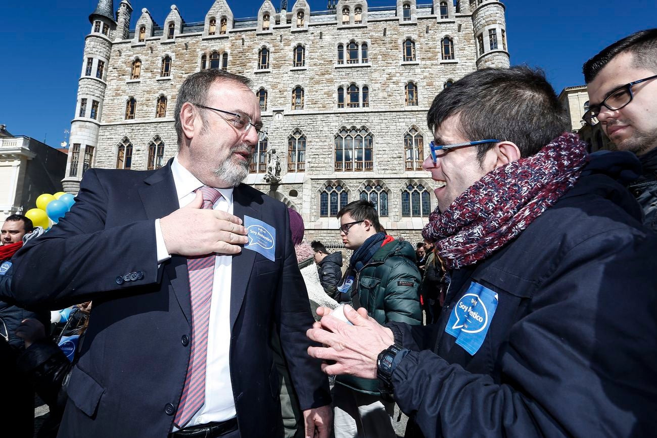 El consejero de Educación, Fernando Rey, asiste al acto institucional con motivo del Día Mundial del Síndrome de Down, organizado por Down León-Amidown