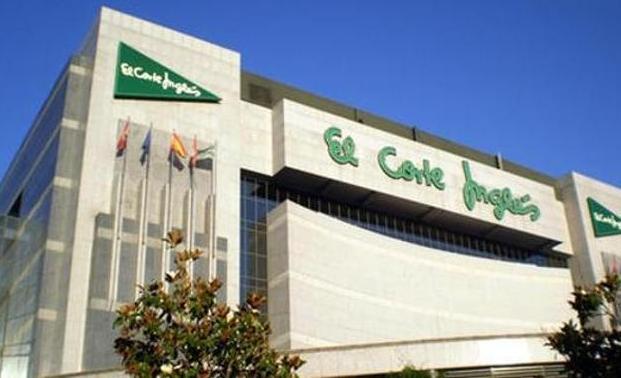 Fachada de el Corte Inglés de León.