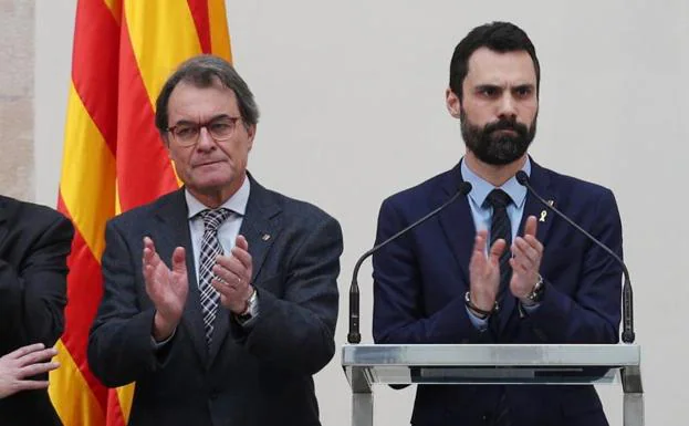 Roger Torrent, presidente del Parlamento catalán: «Nos han obligado a suspender la democracia»