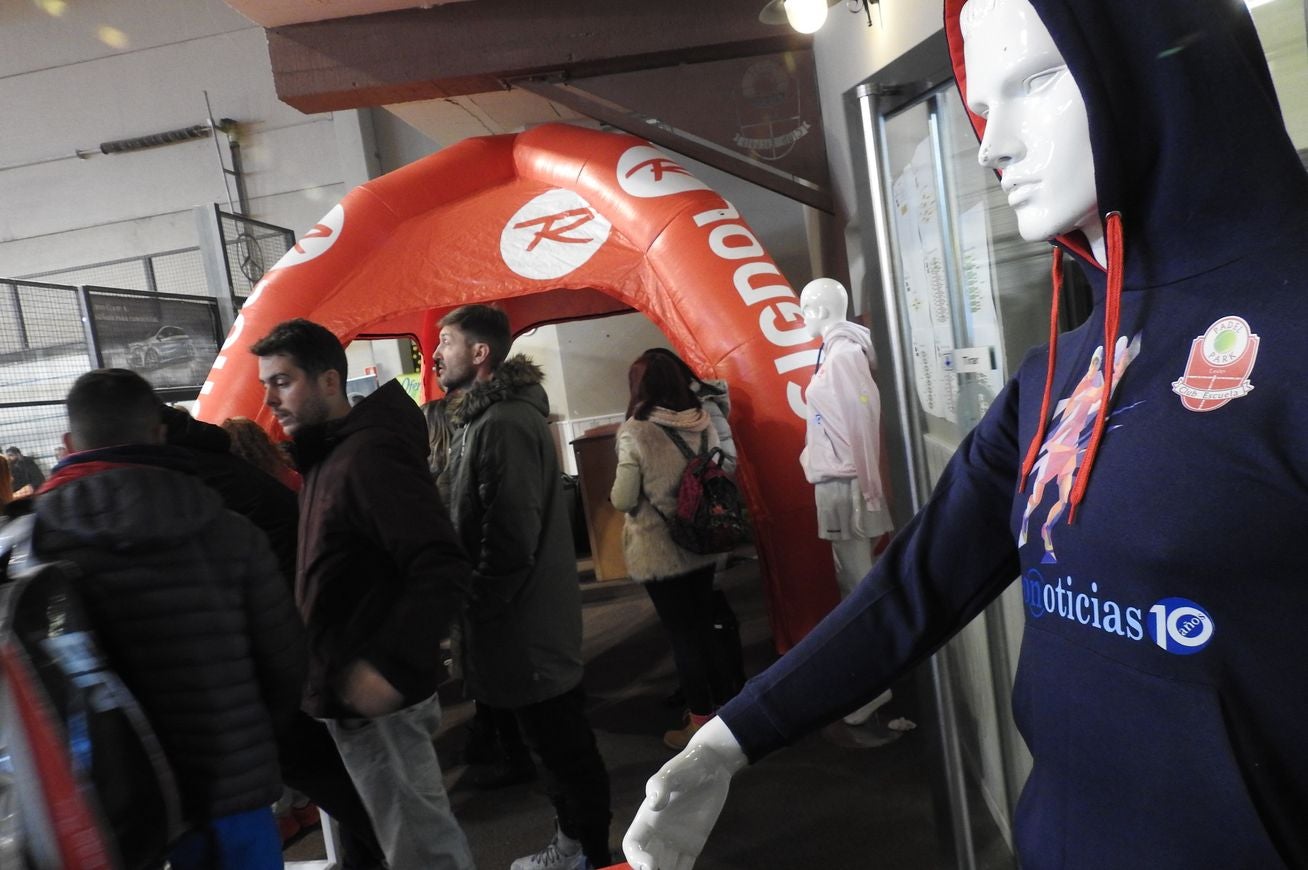 Las instalaciones de club leonés acogen este domingo las semifinales, finales y partidos de consolación en una cita con 112 parejas