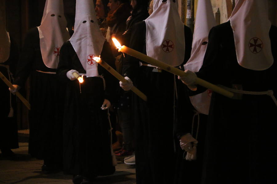 Fotos: Procesión de la Adoración de las Llagas de Cristo