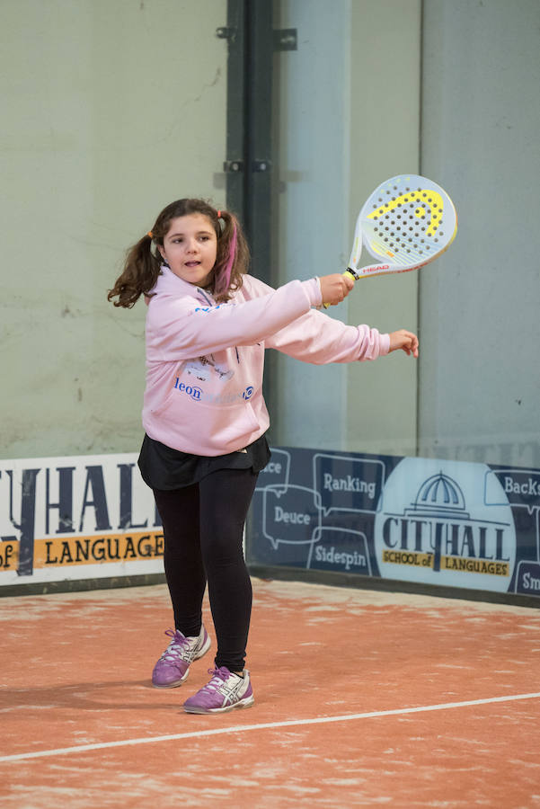 Las mejores imágenes del Torneo Leonoticias de pádel celebrado durante el fin de semana en las instalaciones de Pádel Park