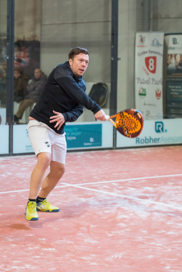 Las mejores imágenes del Torneo Leonoticias de pádel celebrado durante el fin de semana en las instalaciones de Pádel Park