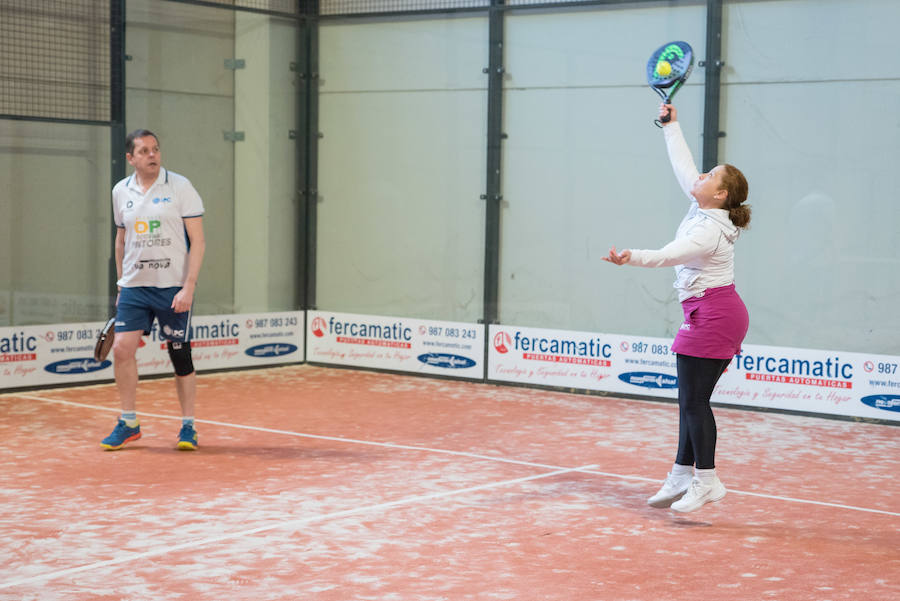 Las mejores imágenes del Torneo Leonoticias de pádel celebrado durante el fin de semana en las instalaciones de Pádel Park