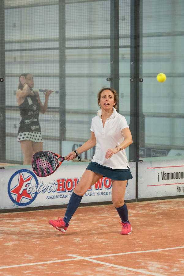 Las mejores imágenes del Torneo Leonoticias de pádel celebrado durante el fin de semana en las instalaciones de Pádel Park