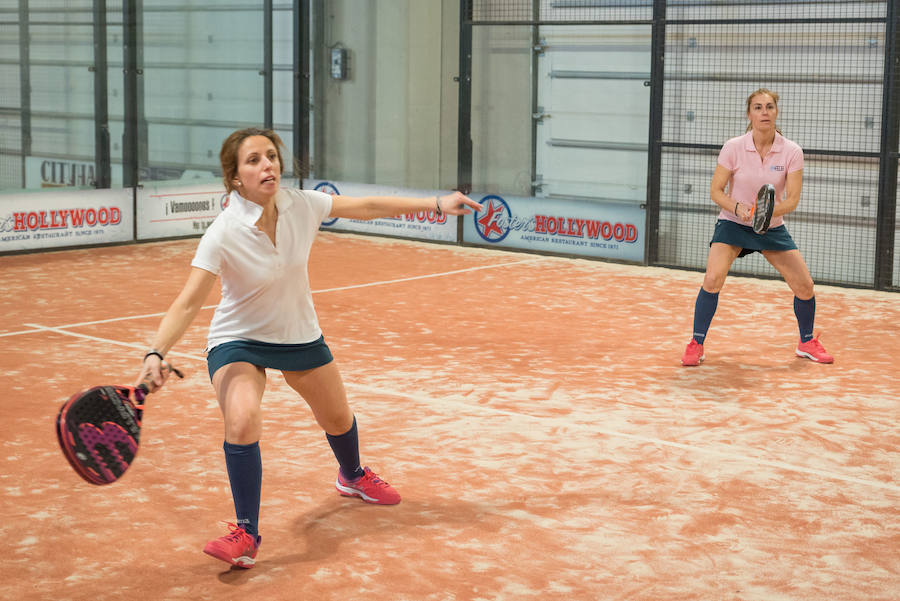 Las mejores imágenes del Torneo Leonoticias de pádel celebrado durante el fin de semana en las instalaciones de Pádel Park
