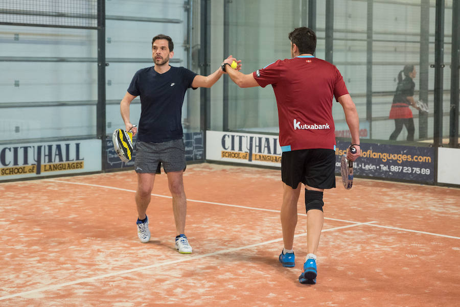 Las mejores imágenes del Torneo Leonoticias de pádel celebrado durante el fin de semana en las instalaciones de Pádel Park