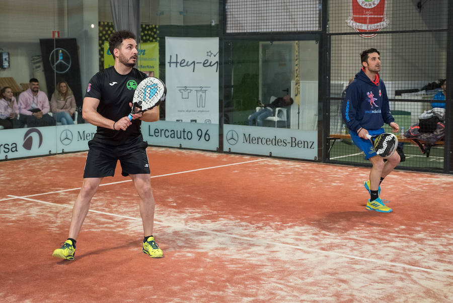 Las mejores imágenes del Torneo Leonoticias de pádel celebrado durante el fin de semana en las instalaciones de Pádel Park