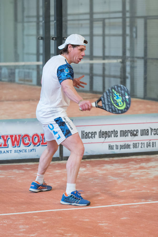 Las mejores imágenes del Torneo Leonoticias de pádel celebrado durante el fin de semana en las instalaciones de Pádel Park