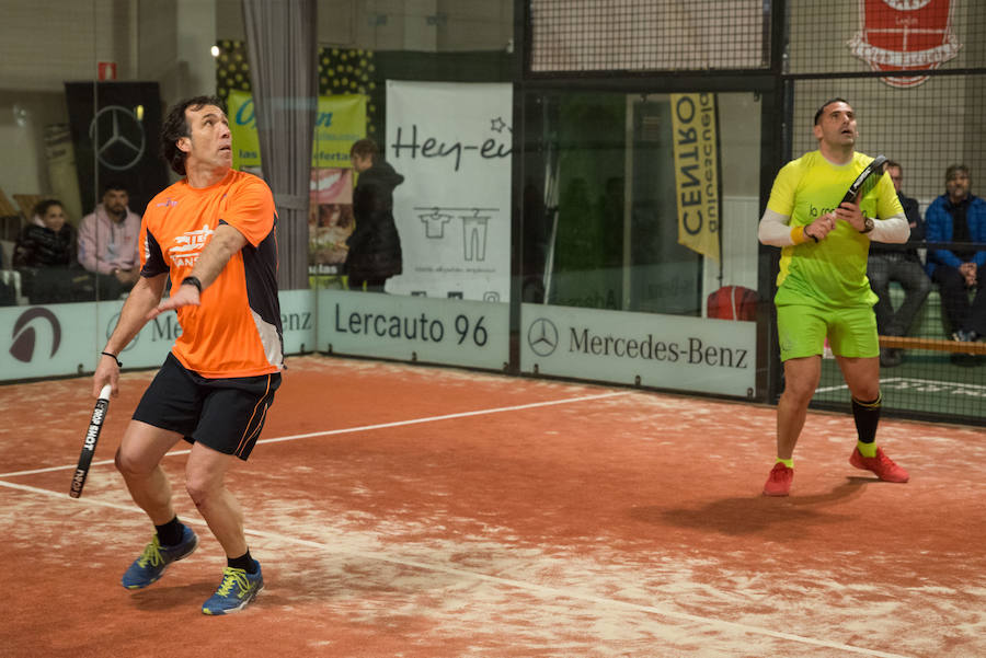 Las mejores imágenes del Torneo Leonoticias de pádel celebrado durante el fin de semana en las instalaciones de Pádel Park