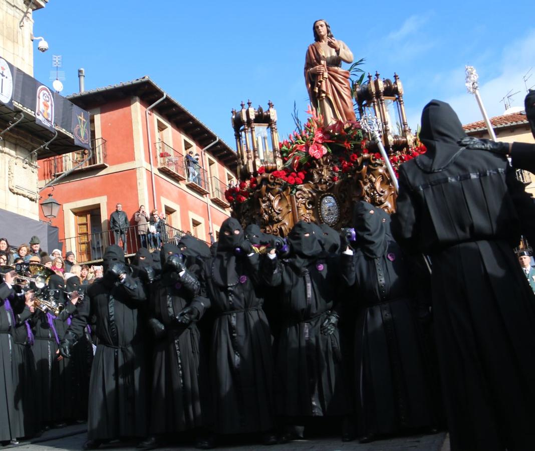 Fotos: Acto del Encuentro en la Plaza Mayor de León