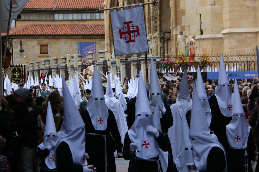 Fotos: Procesión Camino de la Luz