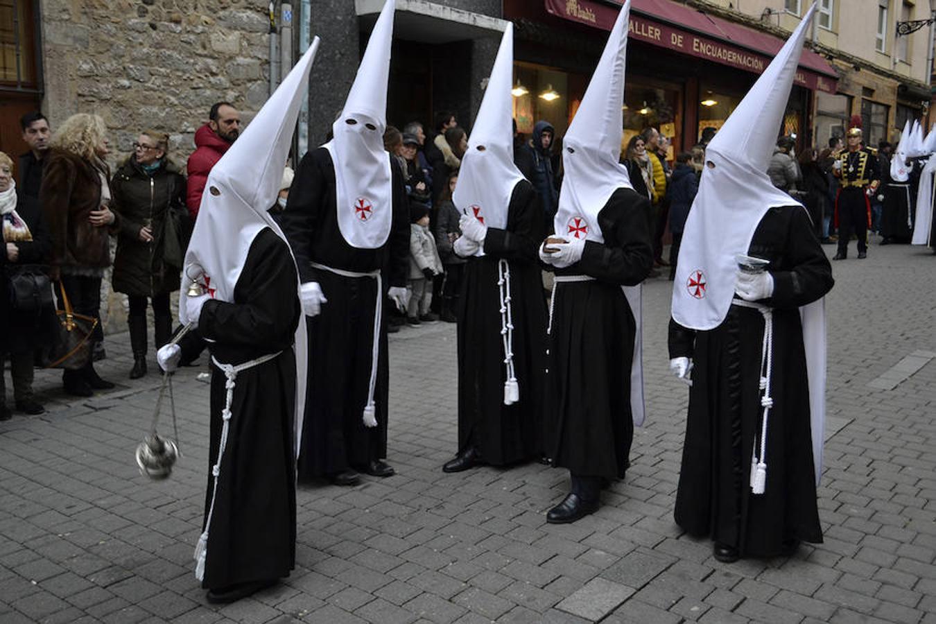 Fotos: Procesión Camino de la Luz